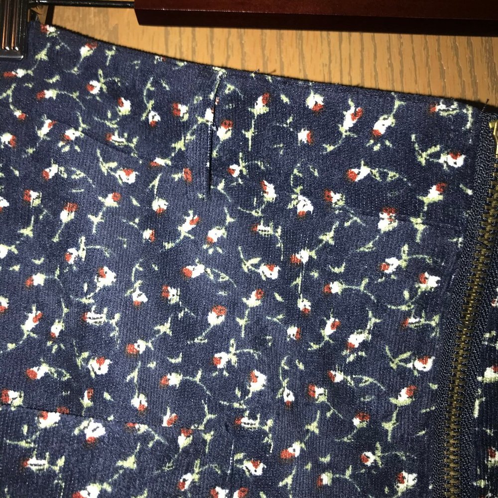 Francesca's Floral Skirt - Picture 5 of 6